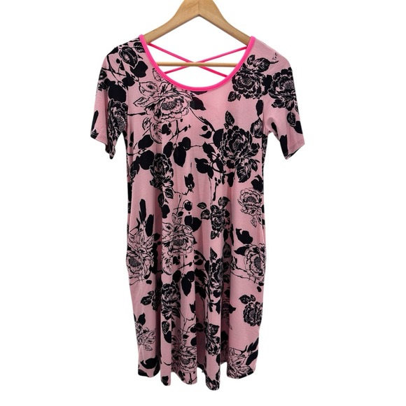Now N Forever Floral Swing Dress Size Small Pink Crisscross‎ Back Travel Ready - Picture 1 of 6
